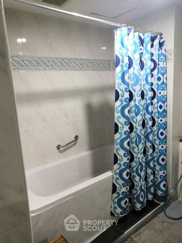 รูป คอนโด 2 ห้องนอน 65 ตร.ม. ชั้นสูง 50 ที่ Asoke Place ใกล้ MRT สุขุมวิท 300 ม. (ID 595205) - รูปที่ 5/23