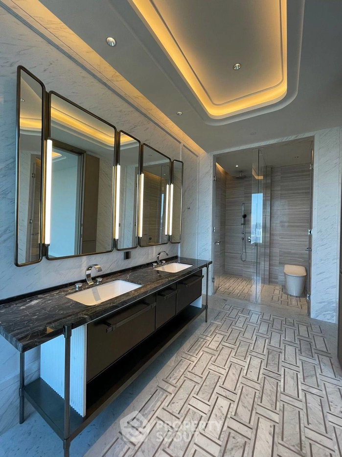 picture 3-BR Condo At One 89 Wireless, 31st Floor | 200m to MRT Lumphini (ID 2034254) - 11/13