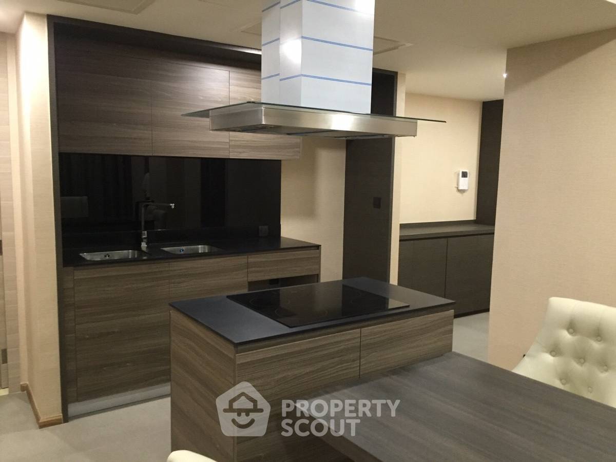 รูป ใกล้ BTS ชิดลม เพียง 200 ม. คอนโด 2 ห้องนอน Klass Langsuan (ID 514161) - รูปที่ 2/3