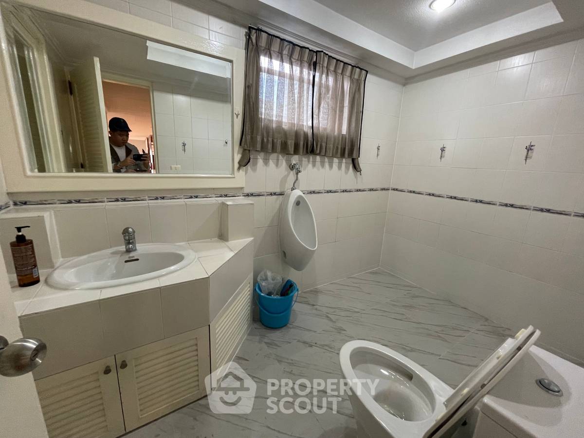 รูป คอนโด 5 ห้องนอน Fairview Tower ชั้น 22 ขนาด 650 ตร.ม. ใกล้ BTS อโศก (ID 1529055) - รูปที่ 13/48