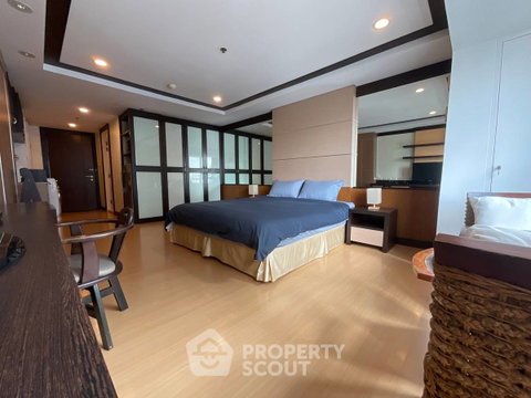200m From BTS Nana: 1-BR The Trendy Condominium (ID 1756308)