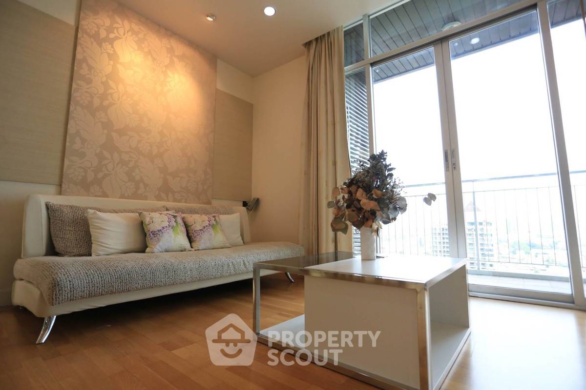 รูป คอนโด 1 ห้องนอน โครงการ Urbana Sathorn ใกล้ BTS ศาลาแดง 📍 (ID 1253477) - รูปที่ 5/19