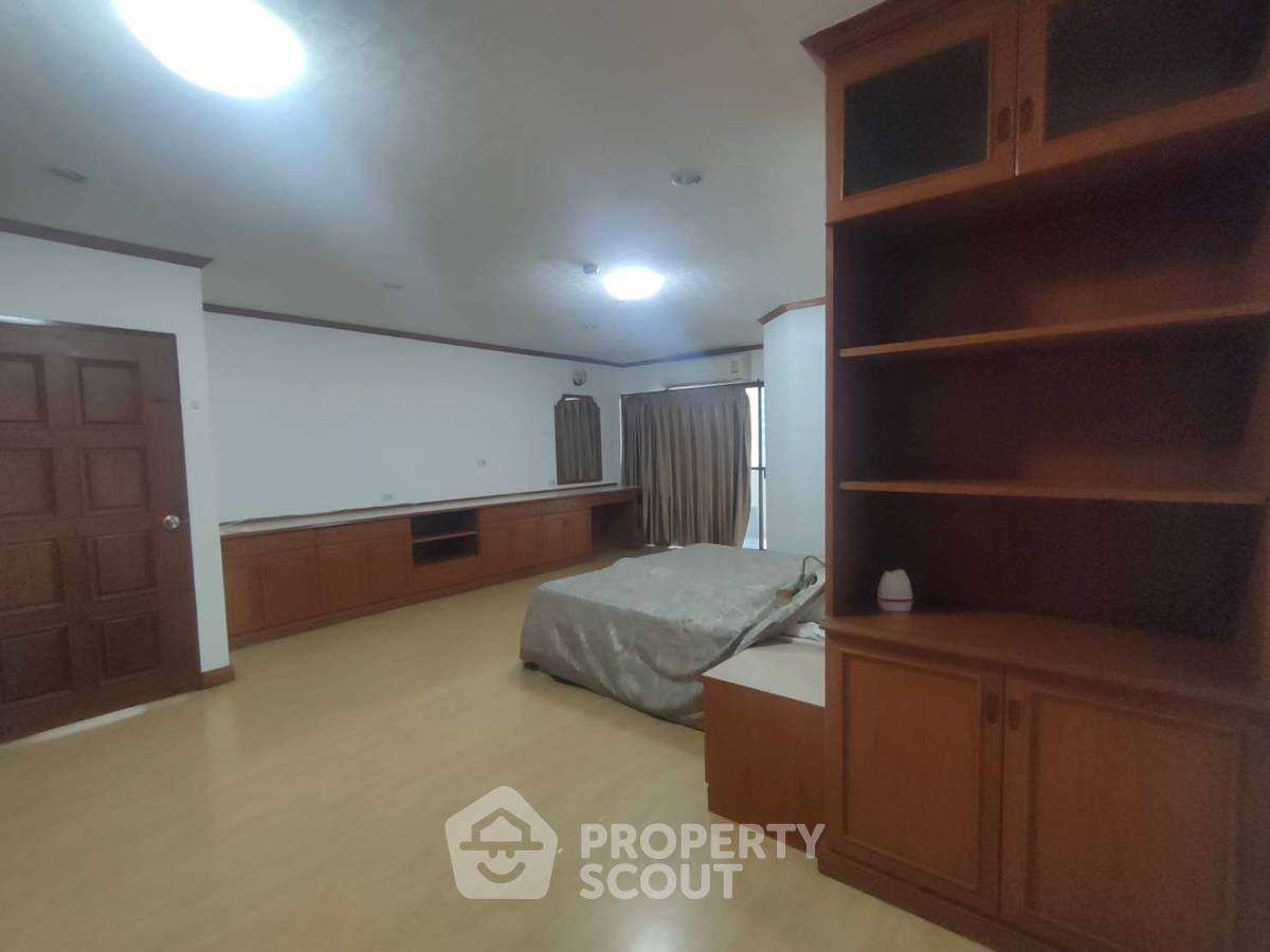 รูป คอนโด 3 ห้องนอน ขนาดใหญ่ 196 ตร.ม. ที่ Fifty Fifth Tower Thonglor ใกล้ BTS ทองหล่อ 200 ม. (ID 1517868) - รูปที่ 9/16