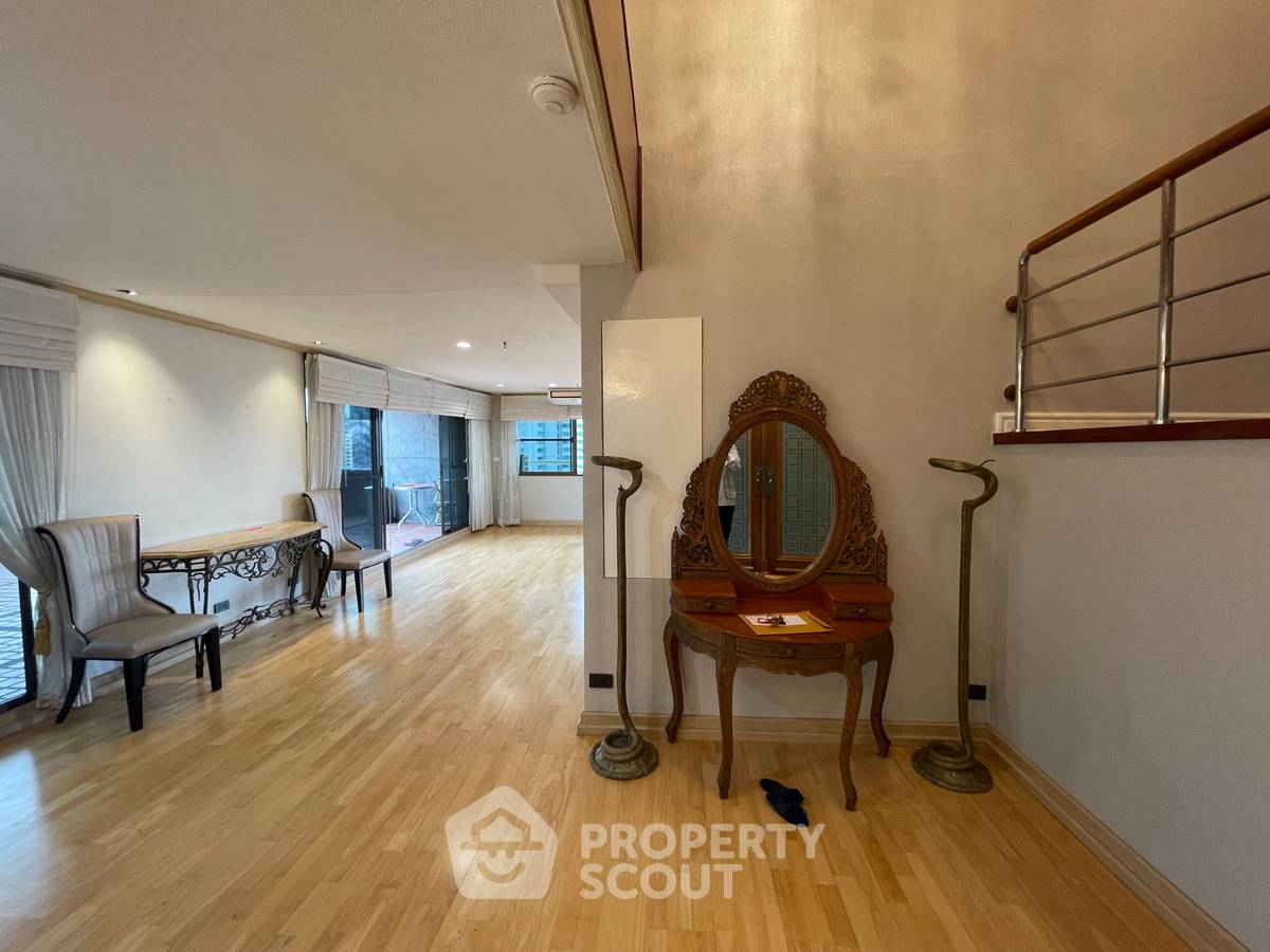 รูป คอนโดมิเนียม 5 ห้องนอน พื้นที่ 650 ตร.ม. ชั้น 22 Fairview Tower ใกล้ BTS อโศก (ID 1529055) - รูปที่ 1/48