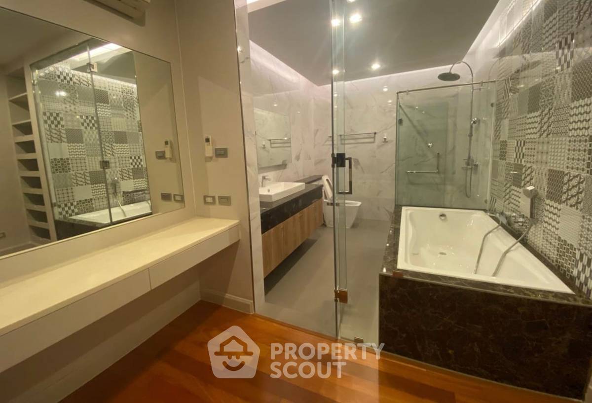 รูป คอนโด 3 ห้องนอน ให้เช่า ชั้น 26 ขนาด 300 ตร.ม. เดอะโฟร์วิงส์ เรสซิเดนซ์ (ID 1169194) - รูปที่ 5/14
