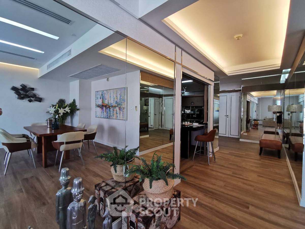 รูป คอนโด 3 ห้องนอน 157 ตร.ม. วิลเชียร์ ชั้น 8 ใกล้ BTS พร้อมพงษ์ (ID 513460) - รูปที่ 2/10