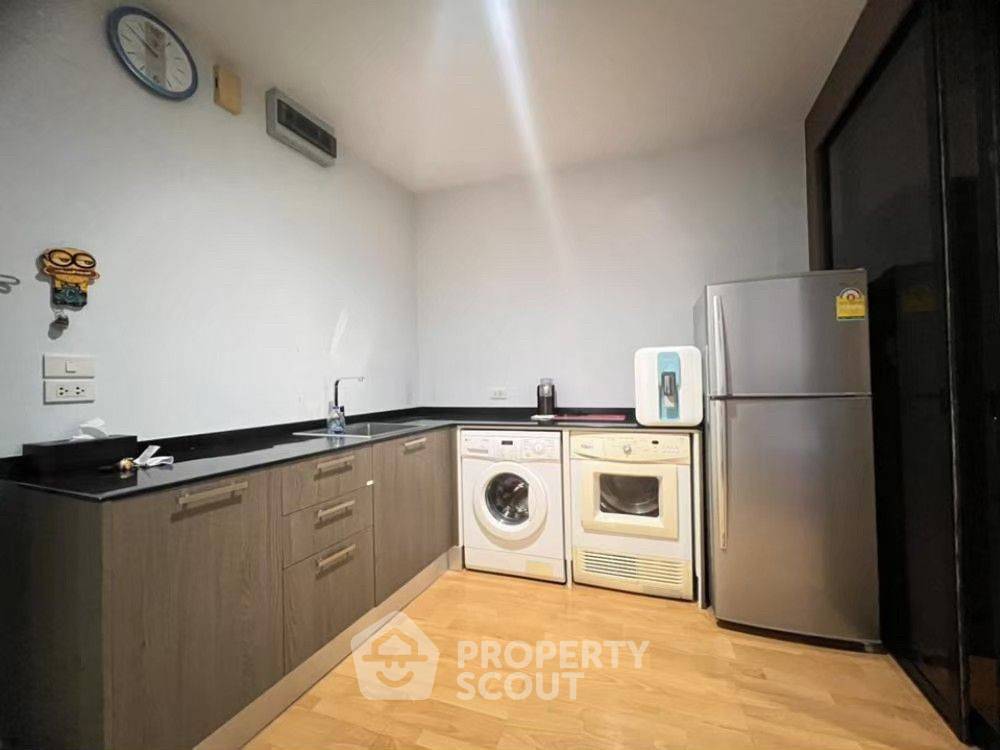 picture 200m To BTS Saint Louis | 1-BR St. Louis Grand Terrace (ID 785581) - 5/8
