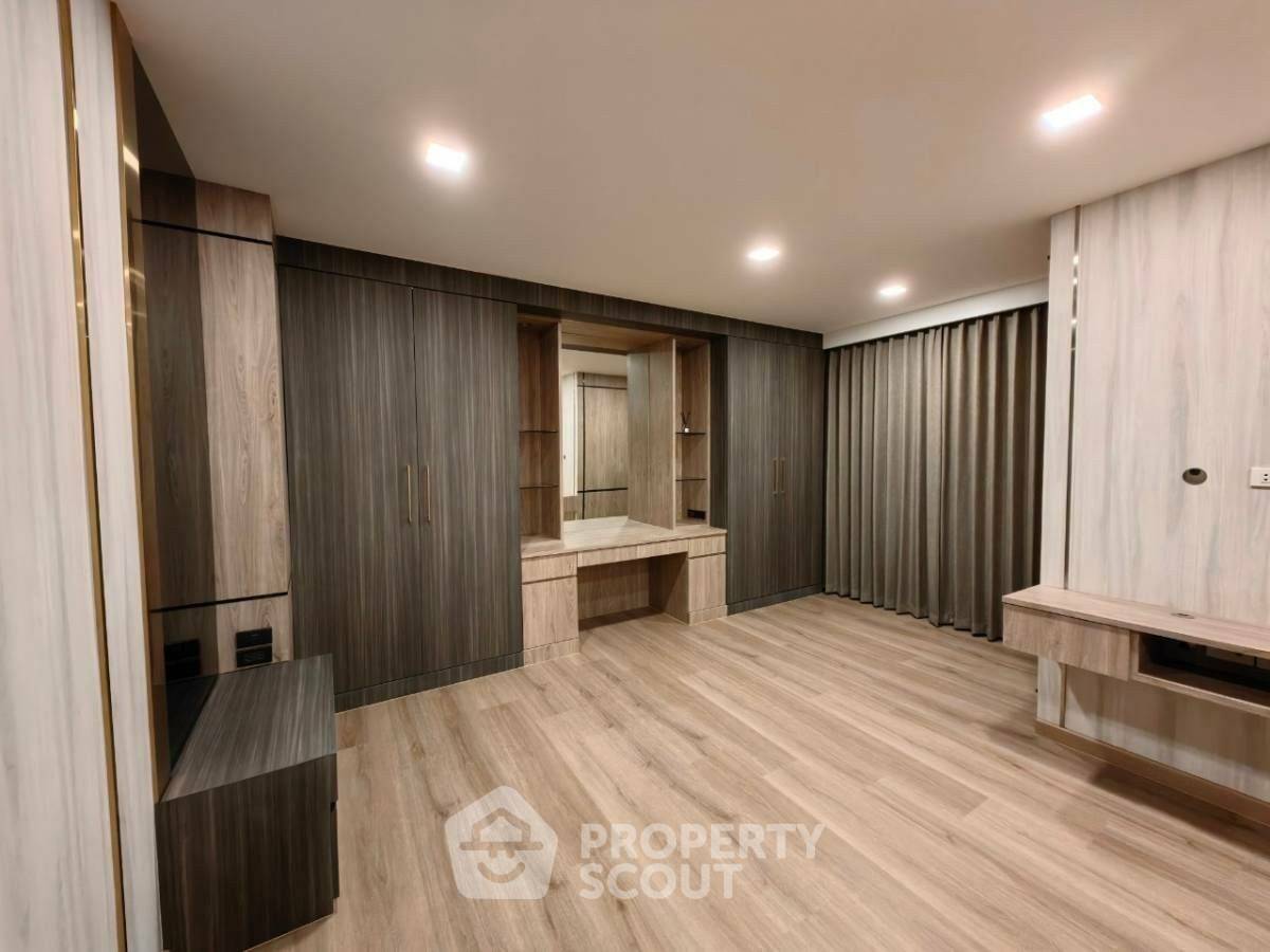 รูป คอนโด 3 ห้องนอน โครงการ Somkid Gardens ชั้น 20 ขนาด 300 ตร.ม. ใกล้ BTS ชิดลม 300 ม. (ID 1736733) - รูปที่ 28/50