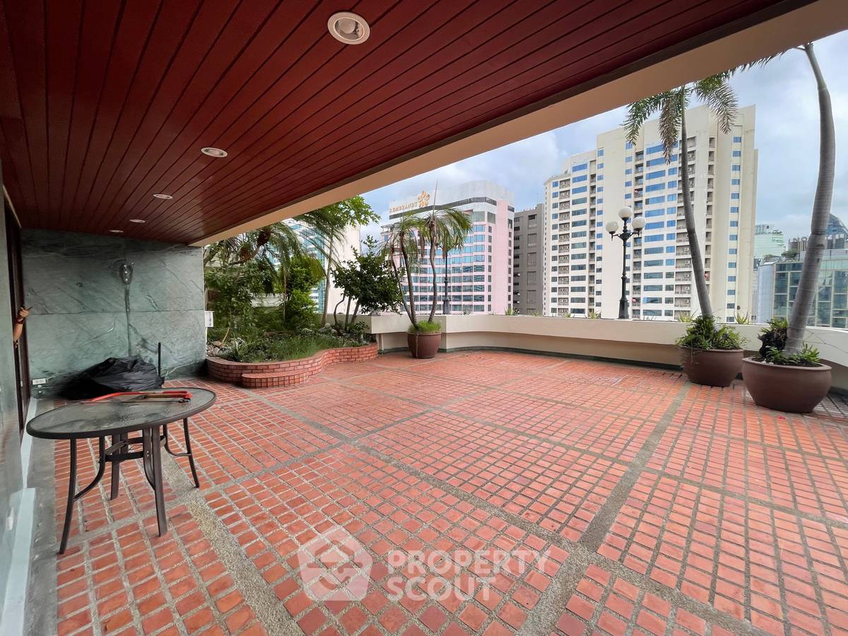 รูป คอนโดมิเนียม 5 ห้องนอน พื้นที่ 650 ตร.ม. ชั้น 22 Fairview Tower ใกล้ BTS อโศก (ID 1529055) - รูปที่ 6/48