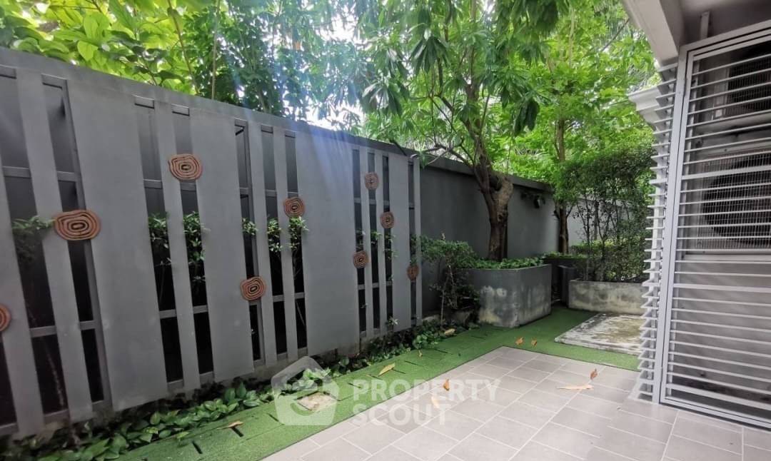 รูป คอนโด 2 ห้องนอน 96 ตร.ม. ขาย ใน มาเอสโตร 39 สุขุมวิท 39 ใกล้ BTS พร้อมพงษ์ (ID 750269) - รูปที่ 3/19