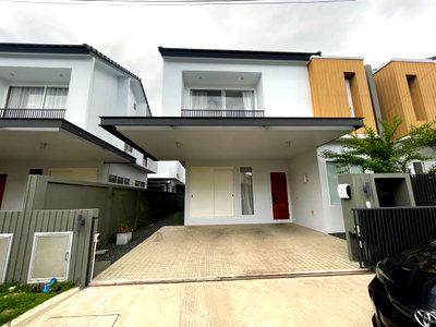 บ้านเดี่ยวให้เช่า : ให้เช่า บ้าน โมเดิร์น 3นอน ใกล้มีโชคพลาซ่า
