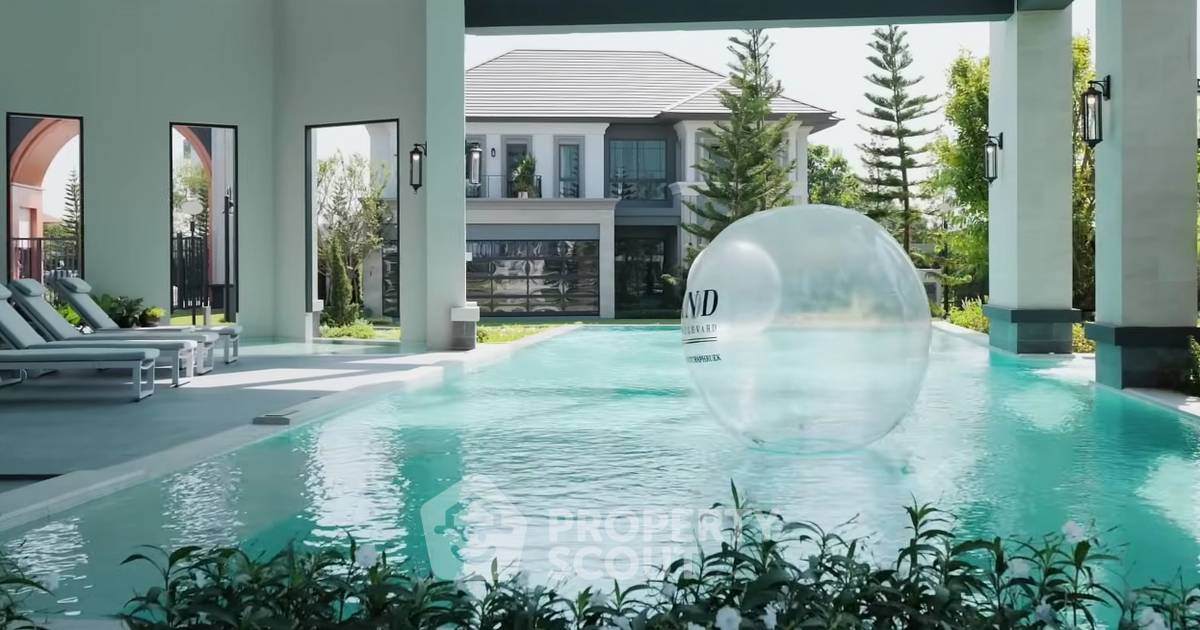 picture Pet-Friendly 5-BR House for Sale, Grand Bangkok Boulevard, Near Chaengwattana-Ratchaphruek (ID 1444368) - 2/6
