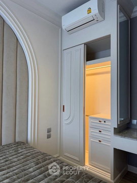 1-BR 43 Sqm Condo At Rhythm Charoenkrung Pavilion, Near BTS Saphan Taksin (ID 2193723)
