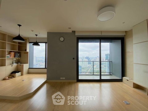 Pet-Friendly 1-BR 60 Sqm, 41st-Floor M Ladprao, 50m to BTS Ha Yaek Lat Phrao (ID 2014439)