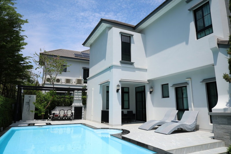 Houses for rent : For Rent: Nantawan Rama 9 - New Krungthepkreetha (ST-02)