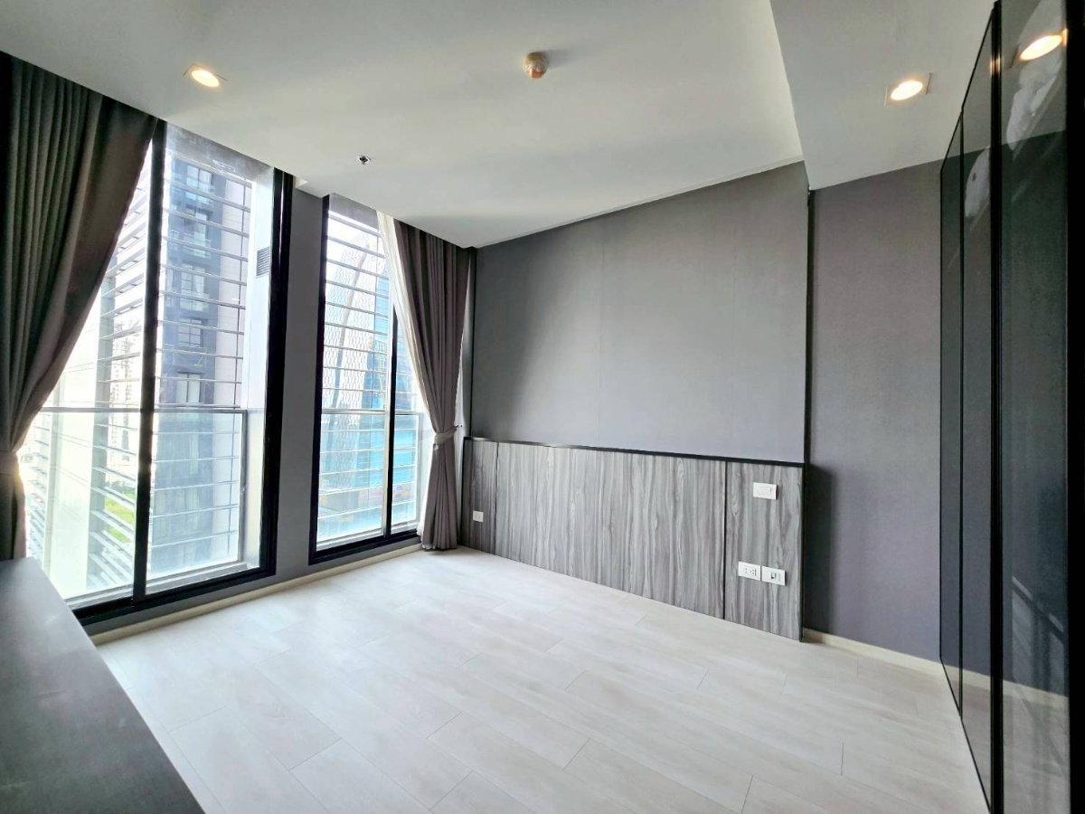 รูป ♤ Rare Unit ♤ ชั้น 15+ พื้นที่ใช้สอย 117.00 ตร.ม. | 2 ห้องนอน 2 ห้องน้ำ | คอนโดมีSkywalk เชื่อมเข้า BTS เพลินจิตและ Central Embassy - รูปที่ 15/20