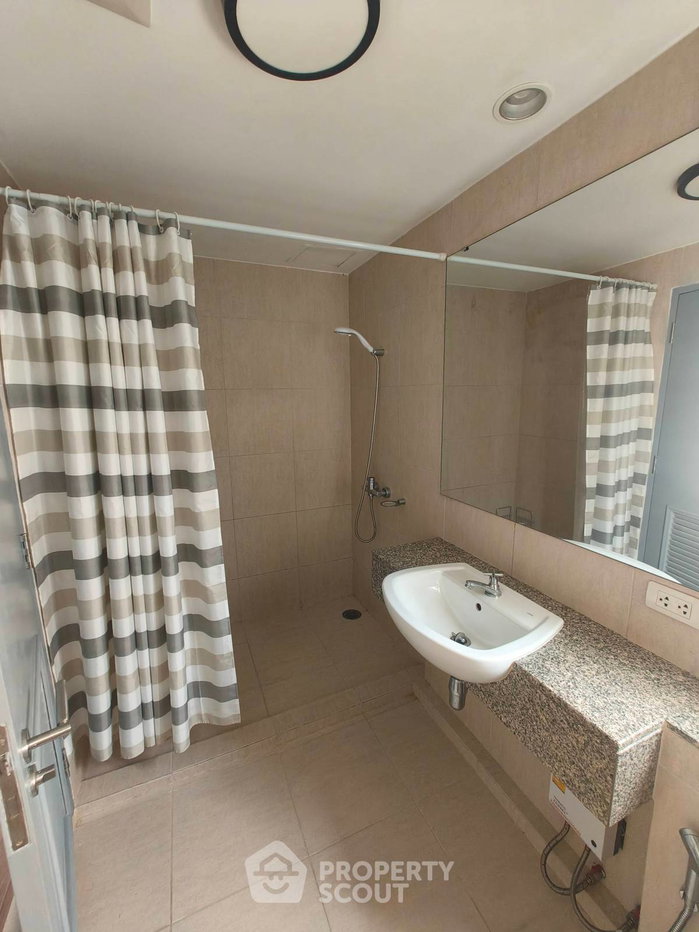 picture 3-BR 120 Sqm Condo For Sale At The Clover Thonglor Residence Near BTS Thong Lor (ID 887180) - 11/12