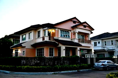 บ้านเดี่ยว สมุทรปราการ : P0022 บ้านเดี่ยวนันทวัน สุวรรณภูมิ ขนาดใหญ่ ใกล้สนามบิน เดินทางสะดวกสุดๆ