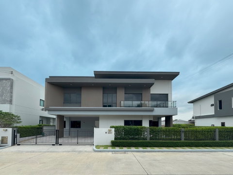 🍊 ขายบ้านเดี่ยว Venue Id มอเตอร์เวย์ พระราม 9 ของ SC Asset ขนาด 75 ตรว. 6 นอน 6 น้ำ สนใจนัดดูบ้านที่ 0955498236