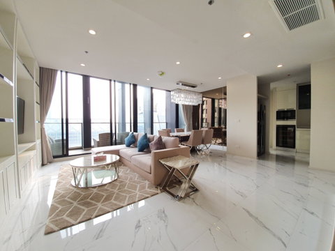 ♦ Penthouse ♦ ตึก B ชั้น 40+ 178 ตร.ม. | 3 ห้องนอน ตกแต่งครบ | คอนโดมี Skywalk เชื่อมเข้า BTS เพลินจิตและCentral Embassy