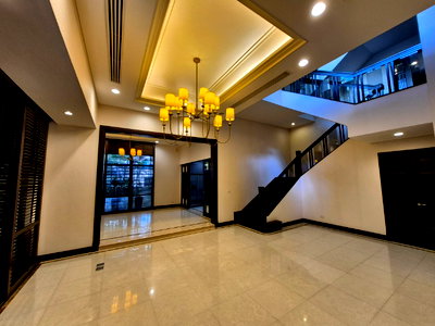 Houses for rent DONKI Mall Thonglor   : House for Rent⭐Luxury Pool Villa⭐4 Bedroom⭐Sukhumvit 18 