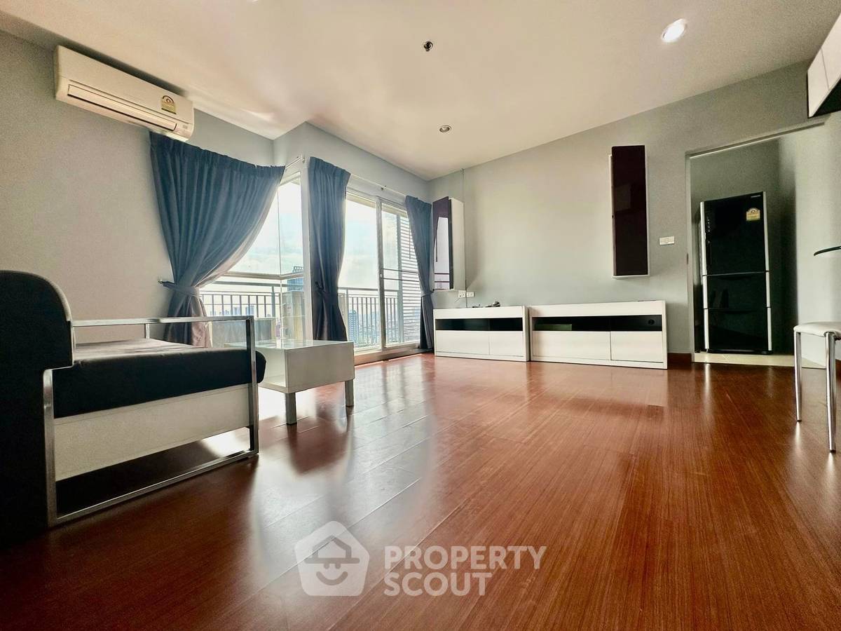 รูป ห้อง 2 ห้องนอน ชั้น 18 The Niche Taksin ใกล้ BTS วงเวียนใหญ่ (ID 1456092) - รูปที่ 2/11