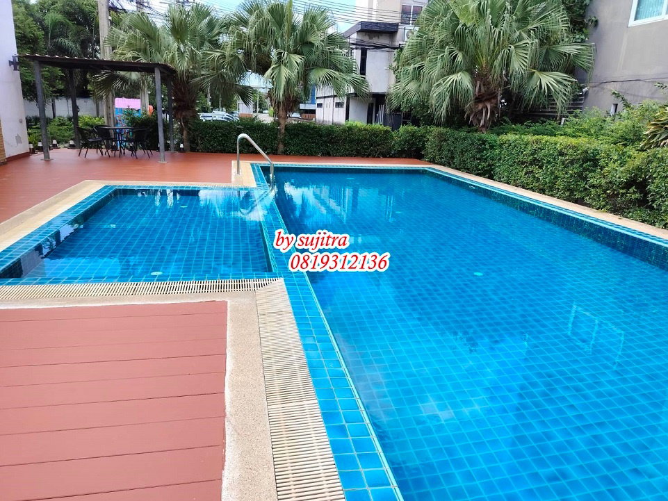 รูป ให้เช่า ทาวน์โฮม 3 ชั้น 22 ตรว. ใกล้แมคโคร ถ.รามอินทรา จดทะเบียนบริษัทได้ วิวสระว่ายน้ำ - รูปที่ 3/41