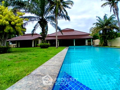 Houses for sale Pratunum : Pet-Friendly 5-BR House 800 Sqm Palm Hills Golf Club & Residence (ID 1538959)