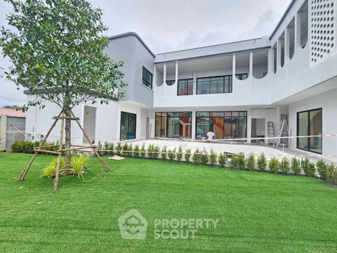 บ้านเดี่ยว 5 ห้องนอน ขาย พร้อมเลี้ยงสัตว์ได้ โครงการ Myroom Pool Villa ห้วยใหญ่ (ID 2139051)