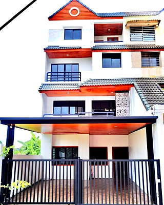 ขายทาวน์โฮม : P0006 ขายบ้านเดี่ยว 4 ชั้น หมู่บ้านวราธร วิลล์ พัฒนาการ 44