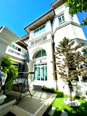 บ้านเดี่ยว สวนสมเด็จย่า : Ladawan Rama 2  ลดาวัลย์ พระราม 2  มีลิฟท์ในบ้าน   3 ชั้น  ขนาด 125.4 ตารางวา พื้นที่ใช้สอย434 ตรม