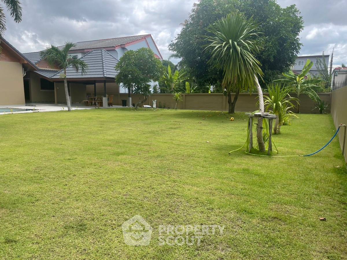 รูป บ้าน 3 ห้องนอน ขาย พร้อมเลี้ยงสัตว์ได้ หมู่บ้านพาร์ควิลเลจ พัทยาตะวันออก (นาจอมเทียน) (ID 2202151) - รูปที่ 44/48