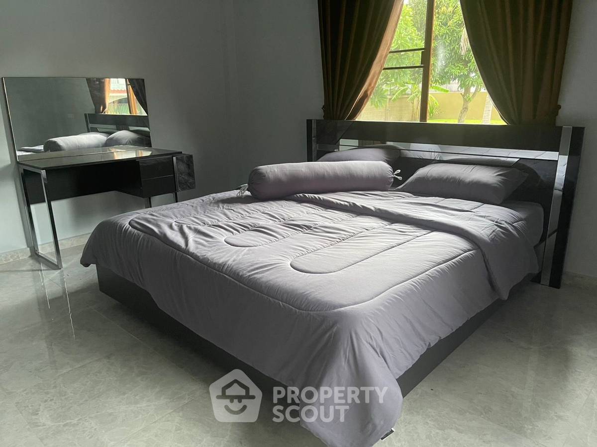 รูป บ้าน 3 ห้องนอน ขาย พร้อมเลี้ยงสัตว์ได้ หมู่บ้านพาร์ควิลเลจ พัทยาตะวันออก (นาจอมเทียน) (ID 2202151) - รูปที่ 16/48