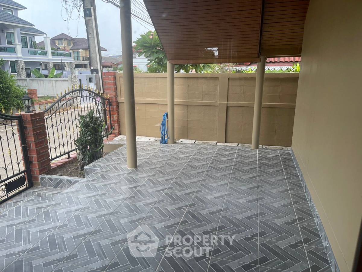 รูป บ้าน 3 ห้องนอน ขาย พร้อมเลี้ยงสัตว์ได้ หมู่บ้านพาร์ควิลเลจ พัทยาตะวันออก (นาจอมเทียน) (ID 2202151) - รูปที่ 47/48