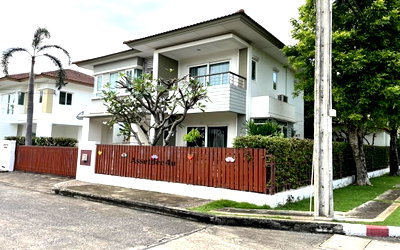 บ้านเดี่ยวให้เช่า : AH586 ให้เช่าบ้านเดี่ยว 2 ชั้น หลังมุม สราญสิริ รามอินทรา2 เฟอร์นิเจอร์ครบ
