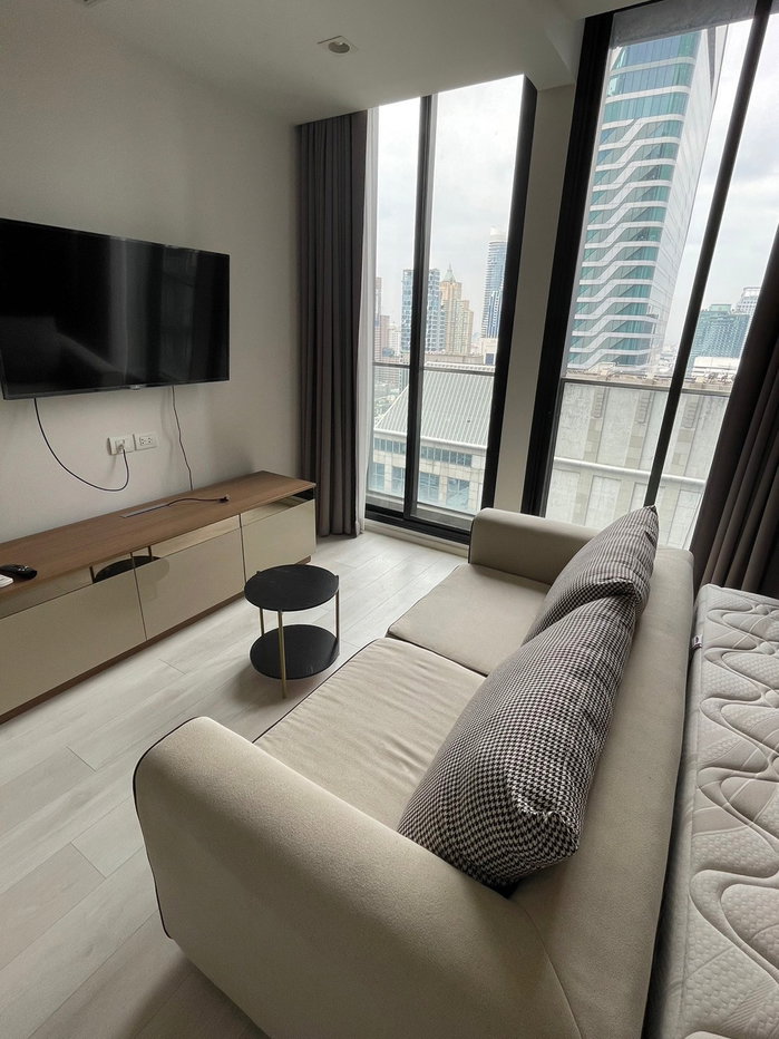 รูป ● Prime Location ● ตึก C ชั้น 25+ | 1 ห้องนอน 45.00 ตร.ม. | คอนโดมี Skywalk เชื่อมเข้า BTS เพลินจิต, Central Embassy - รูปที่ 2/10