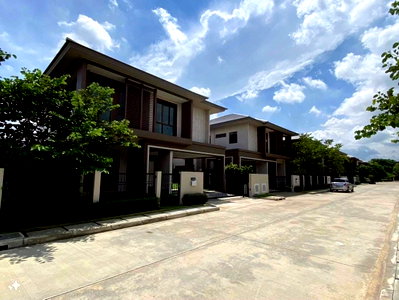 Houses for rent : ★ Rare Unit ★ Detached house, 2 storeys, 4 bedrooms | Size 55.00 sq.w., 196.00 sq.m. | Near Advent International School Ramkhamhaeng 6 mins