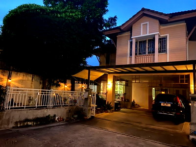 บ้านเดี่ยว ถนนประเสริฐมนูกิจ : ขายบ้านเดี่ยวหมู่บ้านปริญญดา ฉลองรัช หลังมุม ขายเทเพียง 14 ล้านบาท