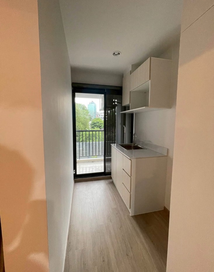 picture #S4100 For Rent Hi Rise Ratchayothin - 10/14