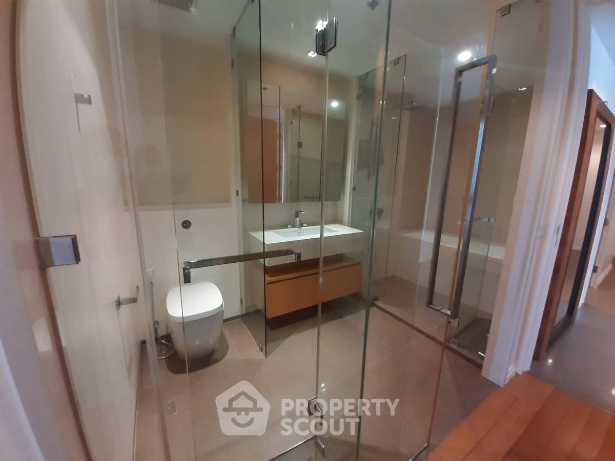 รูป คอนโดมิเนียมชั้นสูง 2 ห้องนอน 110 ตร.ม. ที่ The River Condominium ใกล้ BTS สะพานตากสิน 400 ม. (ID 514503) - รูปที่ 14/16