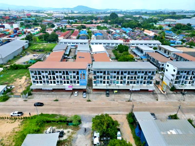 Shophouses for sale Kasetsart University Si Racha Campus : Commercial building for sale, 4 floors, near community area, Sahapat Group, Sriracha