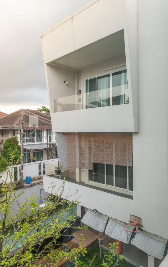 รูป 🔥 หมู่บ้านกฤษดานคร 20 - บ้านเดี่ยว 4ห้องนอน ราคาดี ขายด่วนนนน 🔥 - รูปที่ 6/49