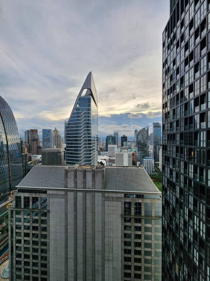 รูป ● Nice Decoration ● ตึก C ชั้น 30+ | 1 ห้องนอน 45.00 ตร.ม. | คอนโดมี Skywalk เชื่อมเข้า BTS เพลินจิต, Central Embassy - รูปที่ 12/13