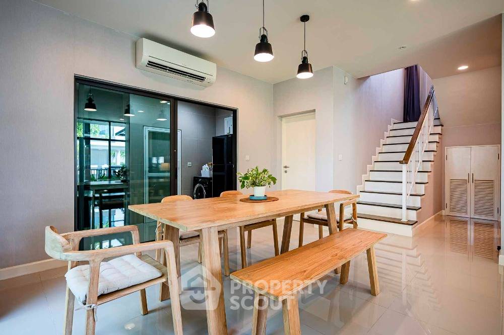 รูป บ้าน 4 ห้องนอน ขาย พร้อมเลี้ยงสัตว์ได้ โครงการ เศรษฐสิริ พัฒนาการ เขตประเวศ (ID 1516292) - รูปที่ 13/28