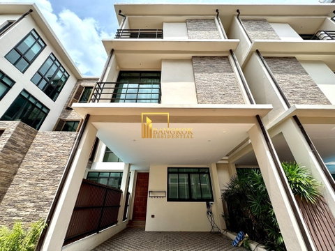 EM Villa - 3 Storey 4 Bedroom House With Pool in Phrom Phong - BR7508SH