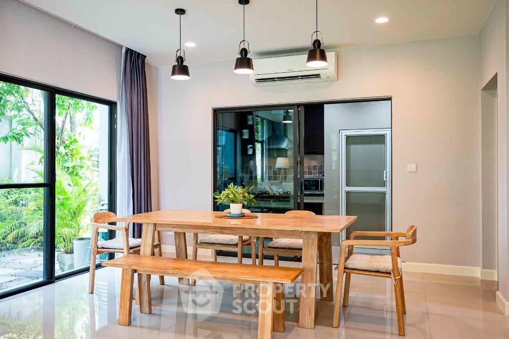 รูป บ้าน 4 ห้องนอน ขาย พร้อมเลี้ยงสัตว์ได้ โครงการ เศรษฐสิริ พัฒนาการ เขตประเวศ (ID 1516292) - รูปที่ 11/28
