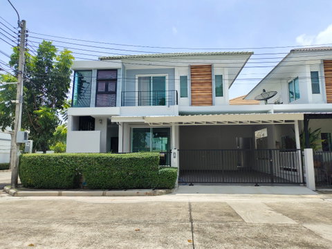 [ขาย] บ้านเดี่ยว หลังมุม โครงการกรูฟวิลล์ บางนา กม.10  ใกล้เมกาบางนา ทางด่วน และแหล่งชุมชน