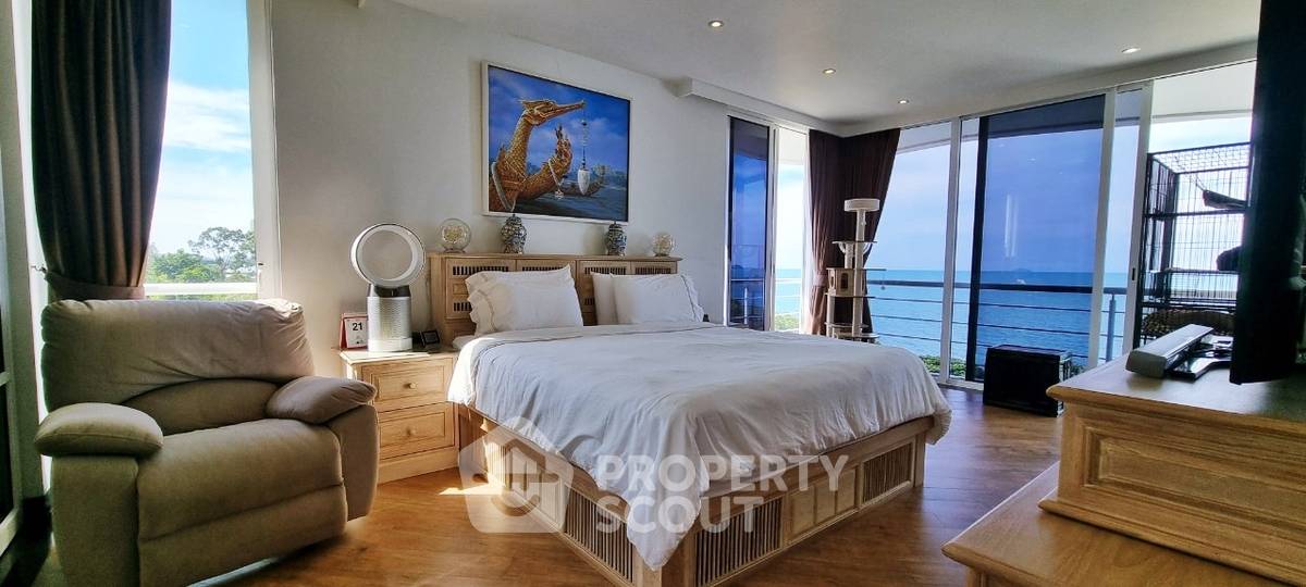 picture 3-BR 160 Sqm Condo For Sale, Pure Sunset Beach Near Na Chom Thian (ID 2136861) - 31/89
