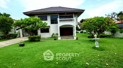 Houses for sale Bangna Commercial College : 3-BR House For Sale Near BTS Punnawithi, Bang Chak Phra Khanong (ID 1828963)