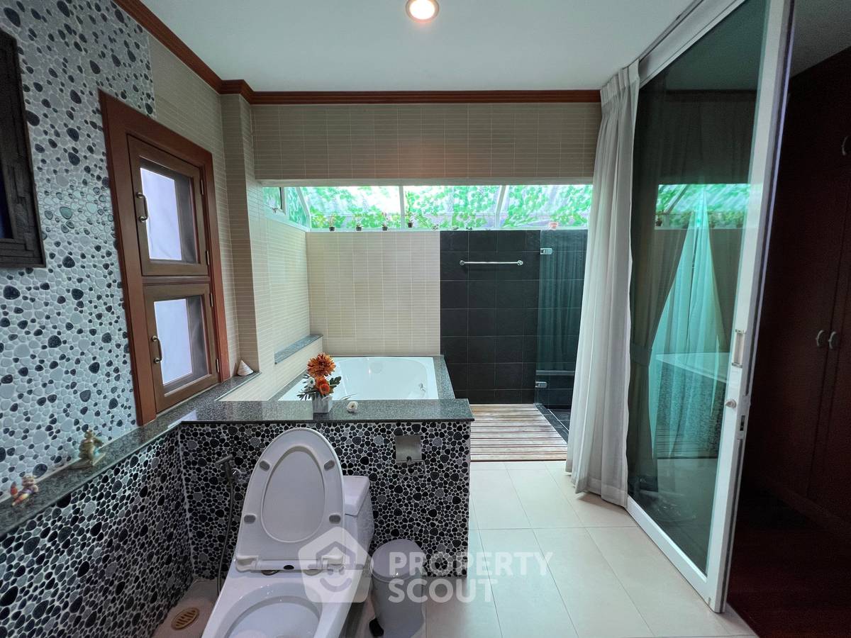 รูป บ้านเดี่ยว 4 ห้องนอน ขาย ที่ อารียา สวานา 1 ลาดพร้าว (ID 1727436) - รูปที่ 31/48